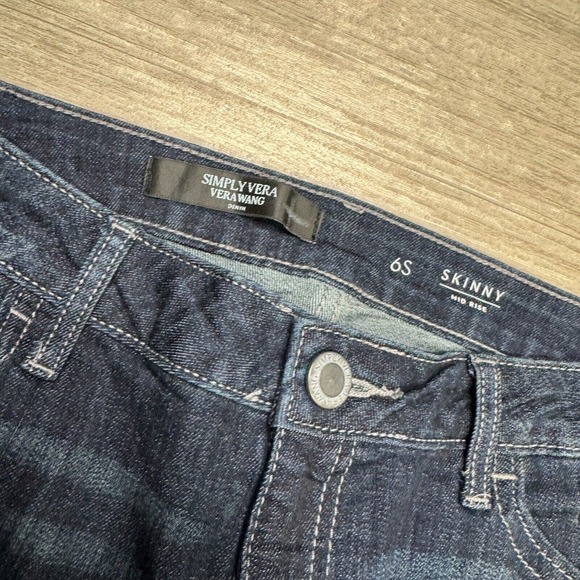Simply Vera Wang Skinny Jeans 6 S Mid Rise Stretch Denim Dark Wash Indigo - Picture 4 of 11
